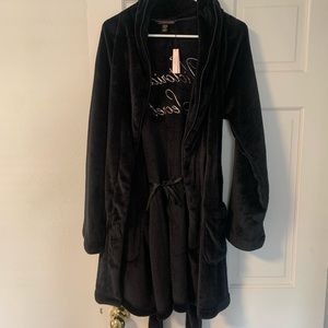 Brand new Victoria secret black robe